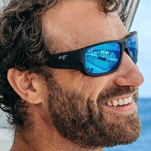 Maui Jim Amberjack in Matte Dark Navy Black rubber frame w/ Blue Hawaii Lens